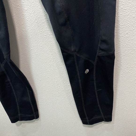 Mountain Hardwear leggings base layer - Picture 2 of 9